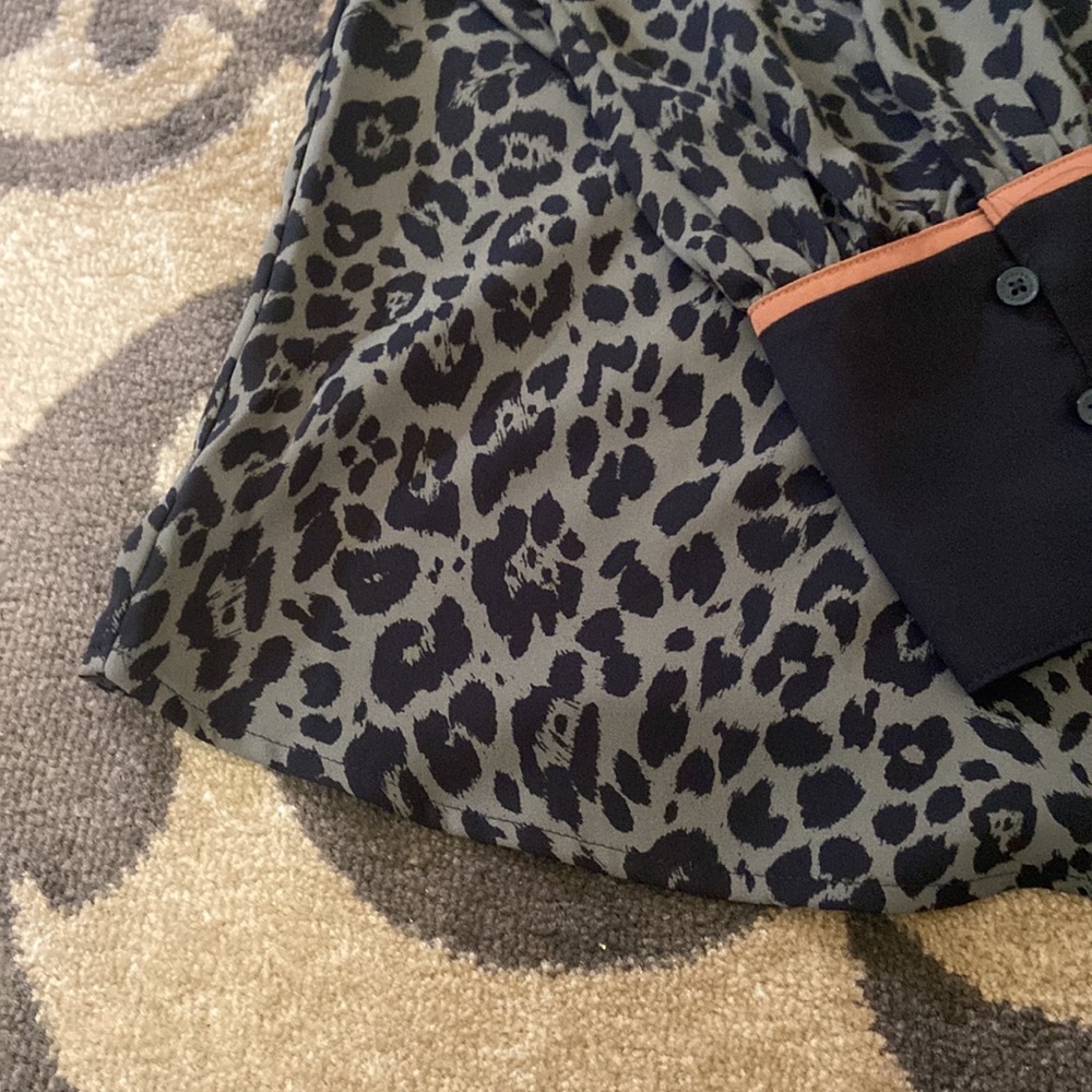 Express Blouse - Picture 3 of 4